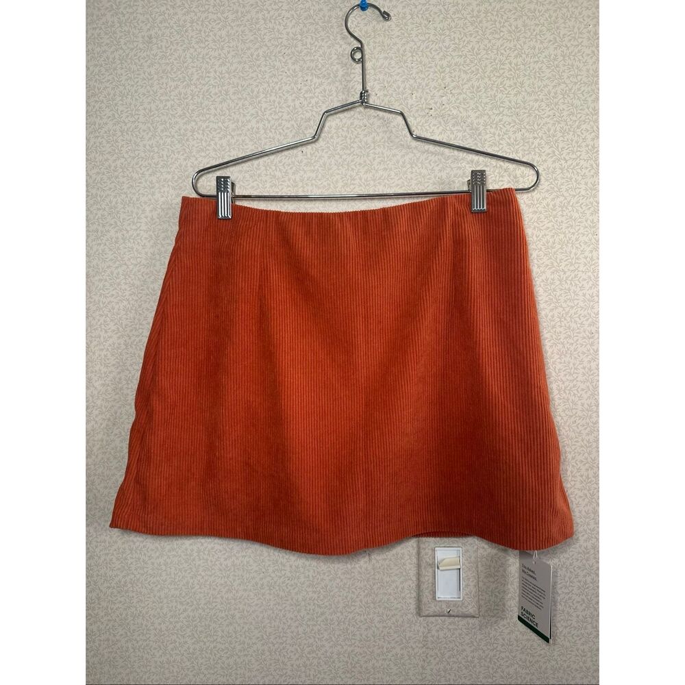 NWT Halara skort